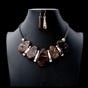 Vintage Ellipse Marble Necklace Set
